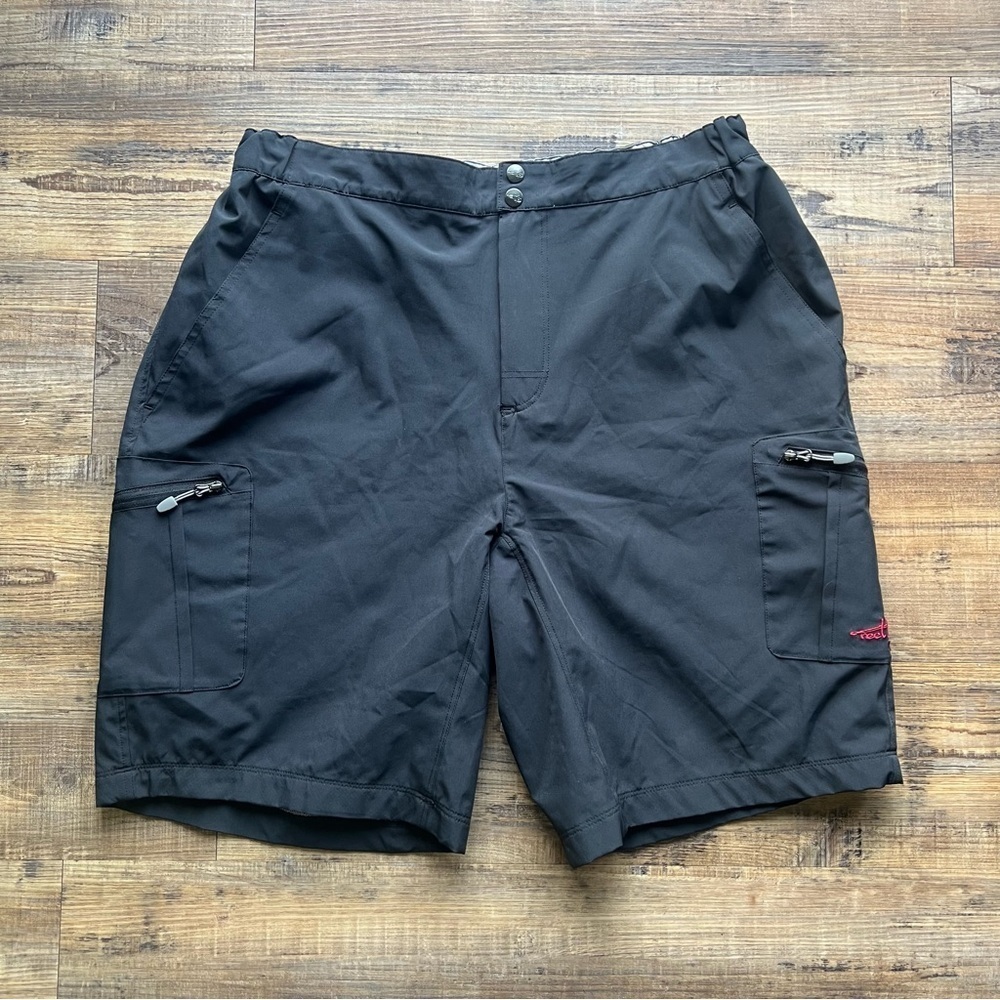 Reel Life Mens Black High Stretch Fishing Polyester Woven Cargo Shorts Medium